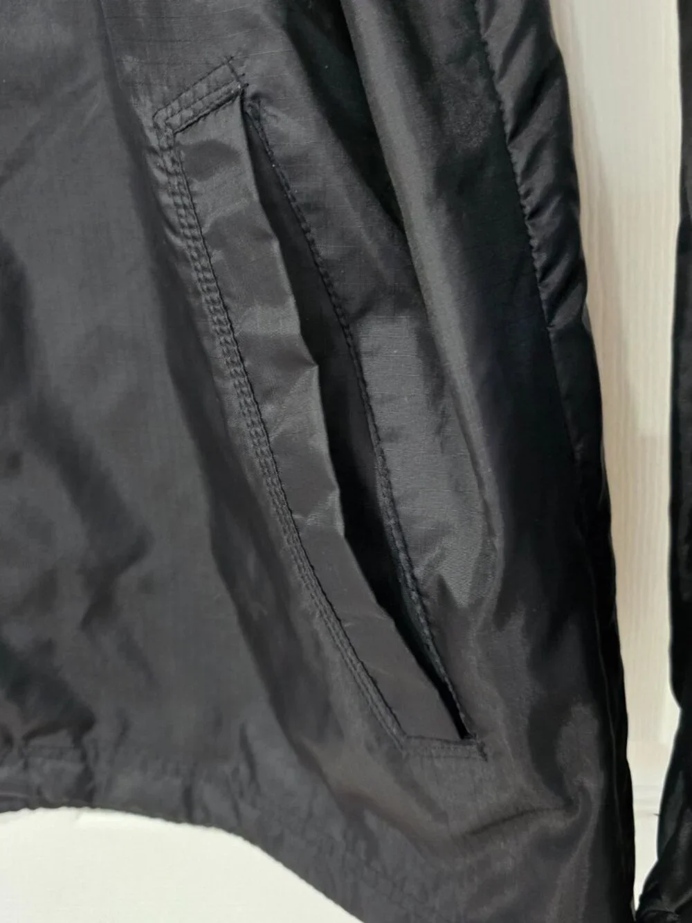 Jacksonville Jaguars Men's NFL Full‎ Zip Windbreaker Jacket Vented Back Black XL